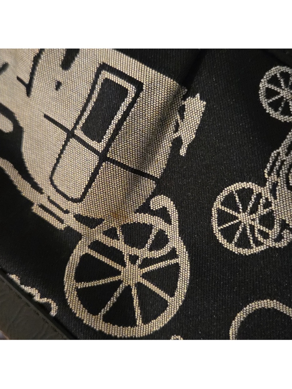 Coach Black and Cream Signature Horse & Carriage Satchel - Picture 8 of 8